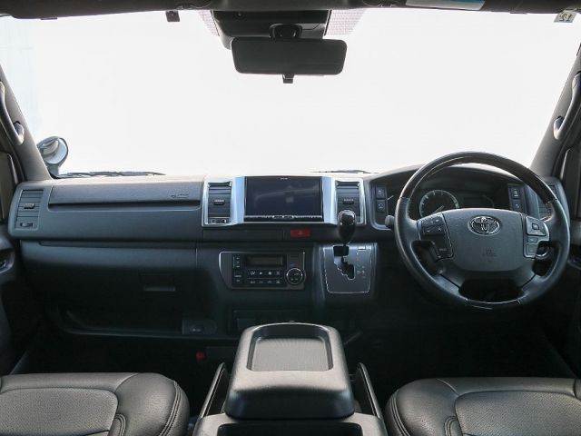 HIACE van 4WD
