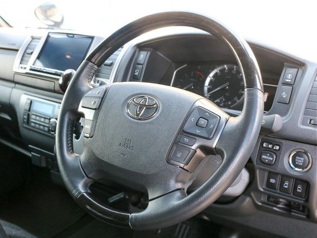 HIACE van 4WD