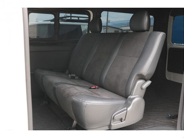 HIACE van 2WD