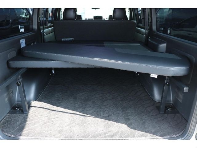 HIACE van 2WD
