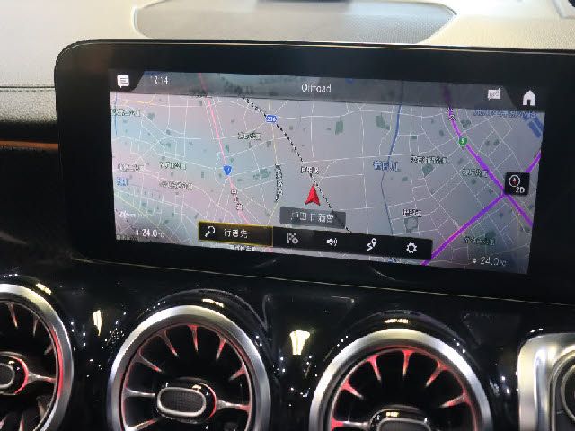 MERCEDES BENZ GLB
