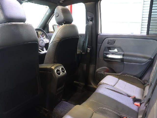 MERCEDES BENZ GLB