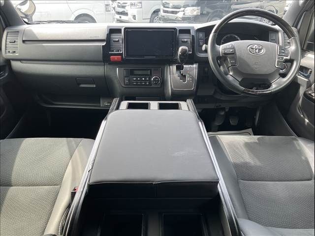 HIACE van 2WD
