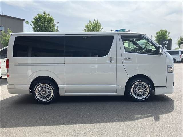 HIACE van 2WD