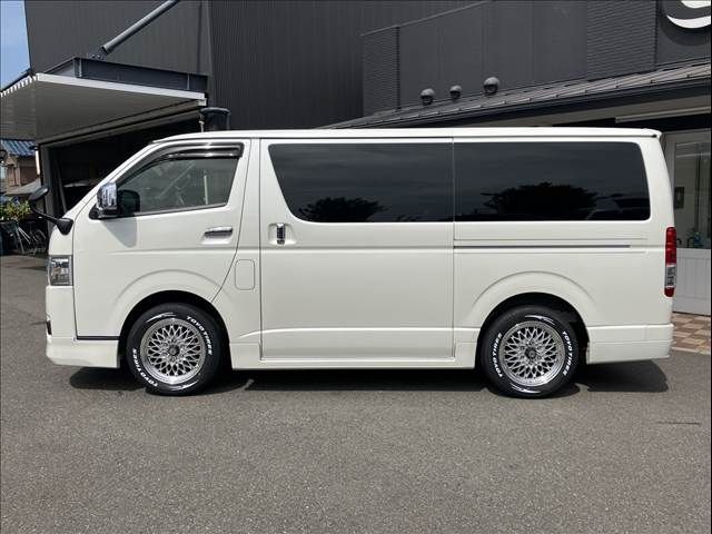 HIACE van 2WD