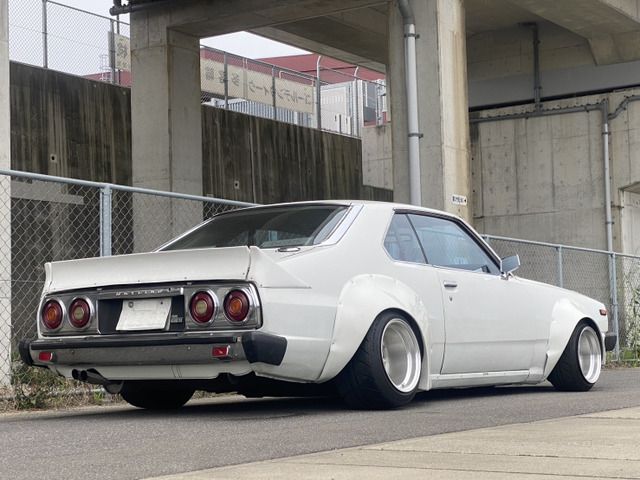SKYLINE