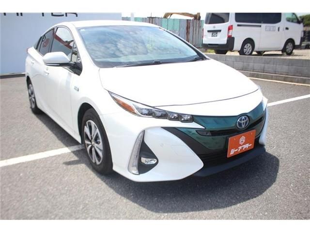 PRIUS PHV