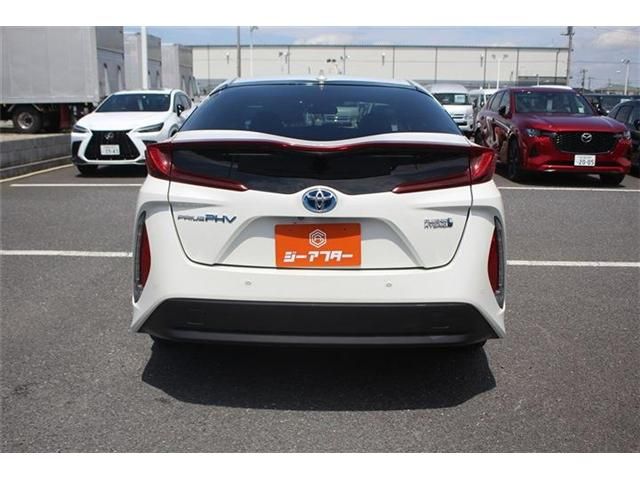 PRIUS PHV