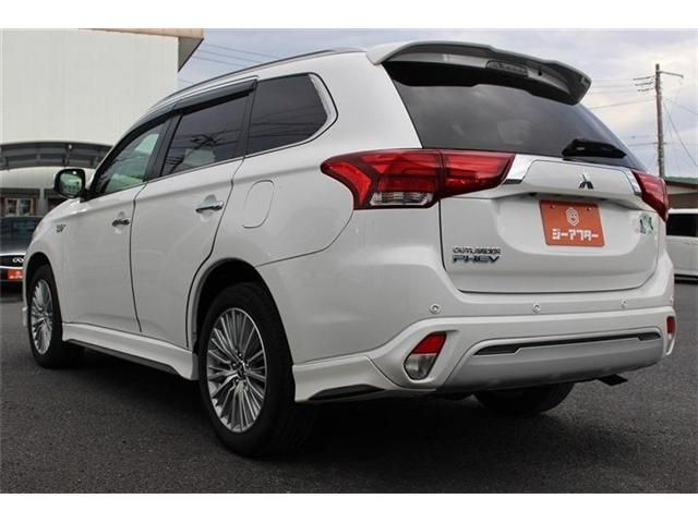 OUTLANDER PHEV