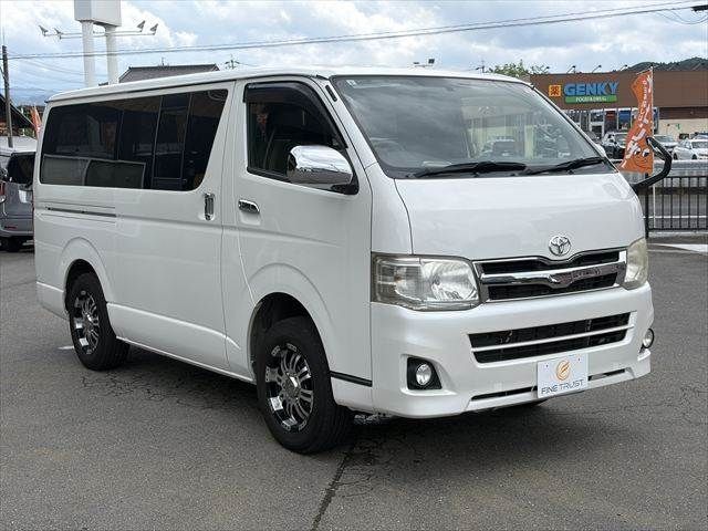 HIACE van 4WD