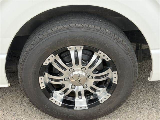 HIACE van 4WD