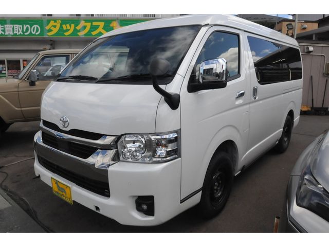 HIACE van 4WD