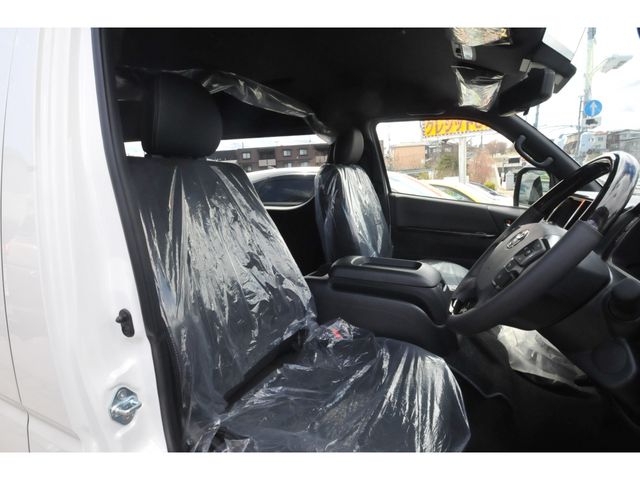 HIACE van 4WD