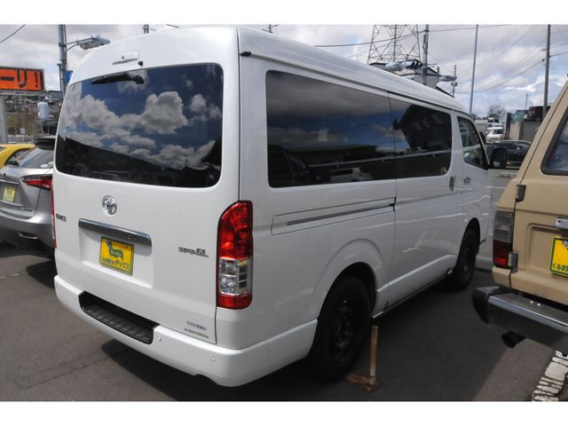 HIACE van 4WD