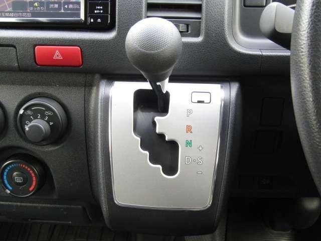 HIACE van 2WD