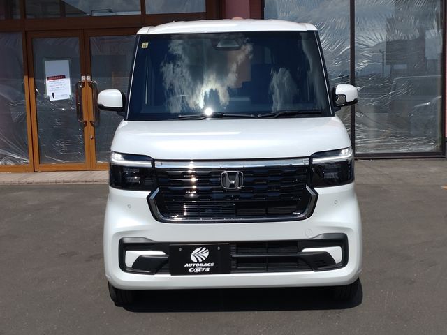 N BOX CUSTOM 4WD