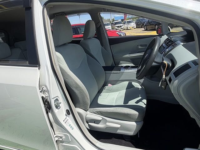 PRIUS Alpha