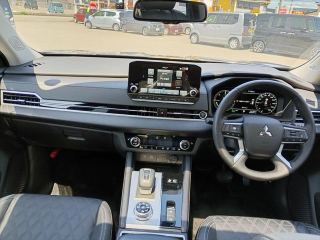 OUTLANDER PHEV