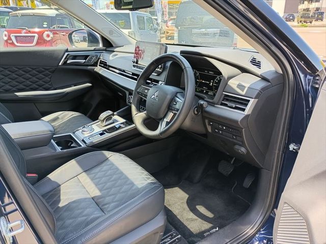 OUTLANDER PHEV