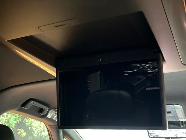 VELLFIRE HYBRID