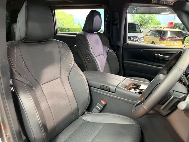 VELLFIRE HYBRID