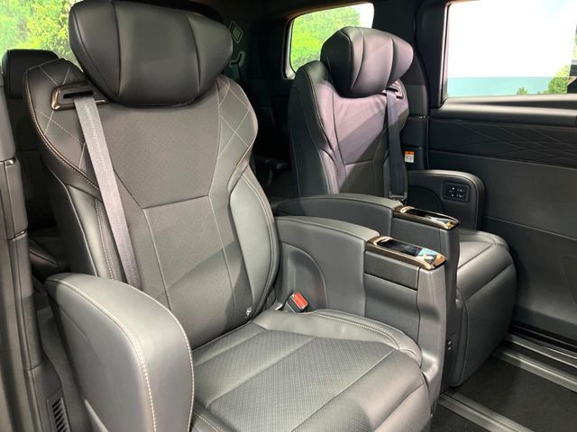 VELLFIRE HYBRID