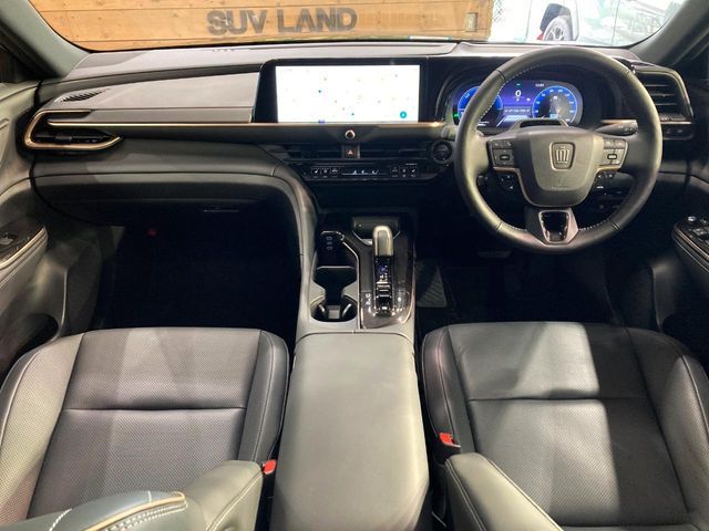CROWN SPORT