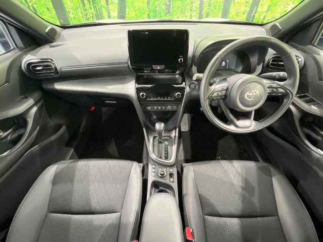 YARIS CROSS HYBRID