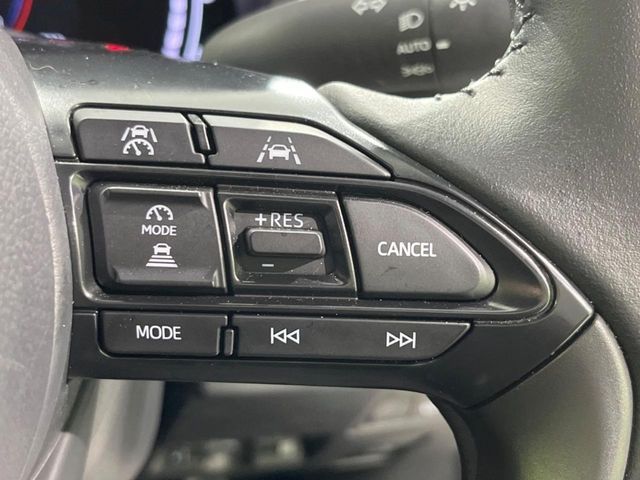 YARIS CROSS HYBRID
