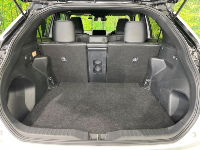 YARIS CROSS HYBRID