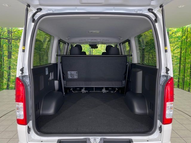 HIACE van 4WD