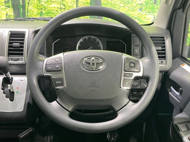 HIACE van 4WD