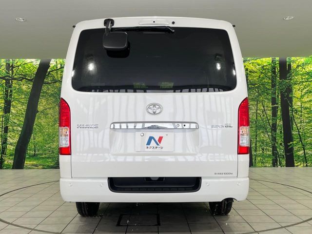 HIACE van 4WD