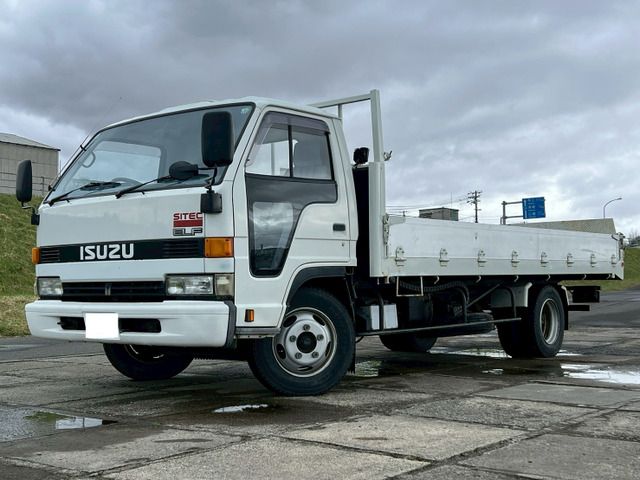 エルフ
