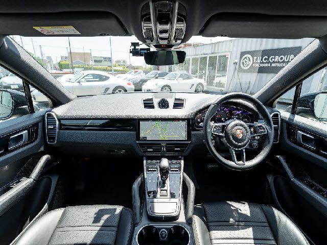PORSCHE Cayenne coupe