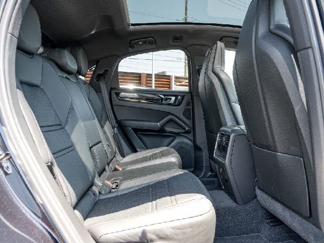 PORSCHE Cayenne coupe
