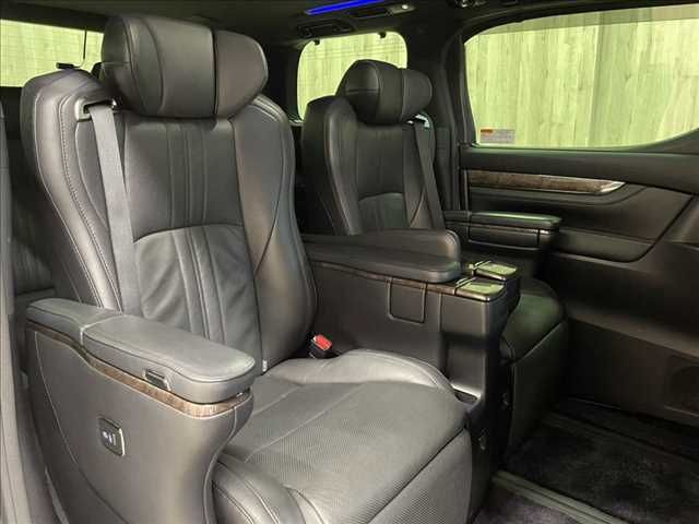 ALPHARD hybrid 4WD