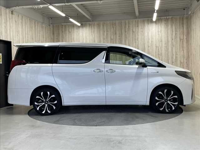 ALPHARD hybrid 4WD