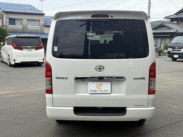 HIACE van 4WD