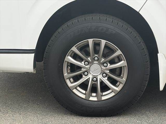 HIACE van 4WD