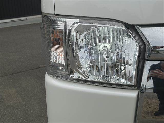 HIACE van 4WD