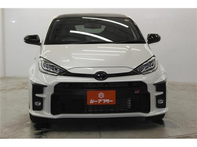 GR YARIS