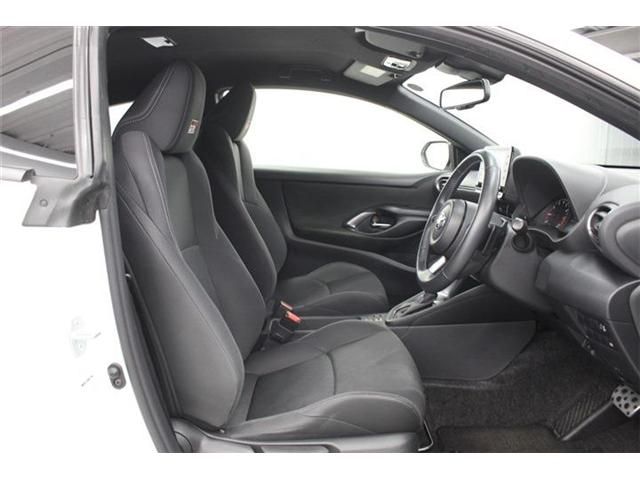 GR YARIS