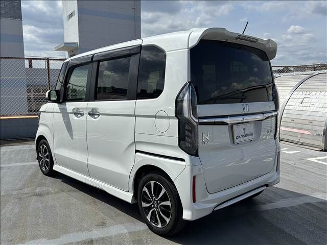 N-BOX CUSTOM