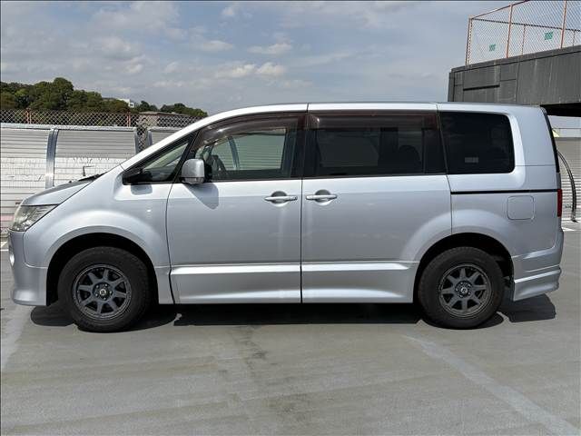 DELICA D:5 4WD