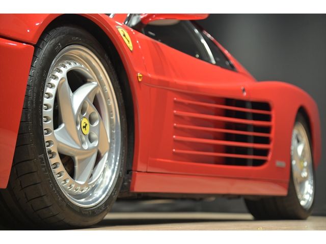 FERRARI F512M