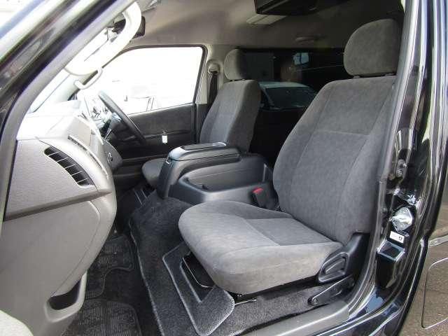 HIACE wagon