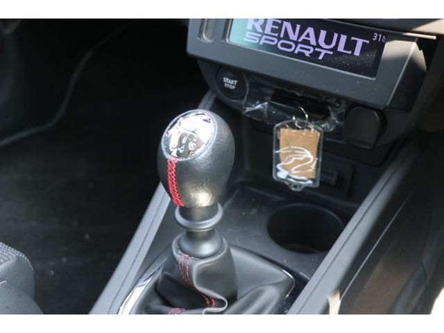 RENAULT MEGANE ESTATE