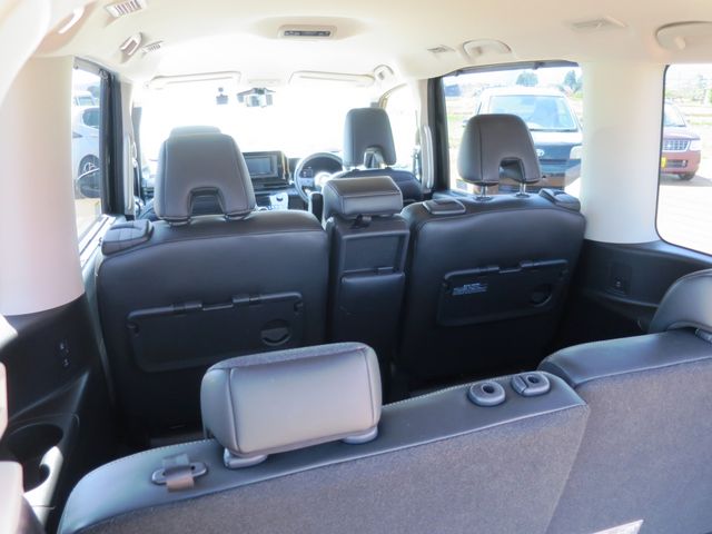 SERENA WG 4WD