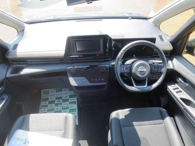 SERENA WG 4WD